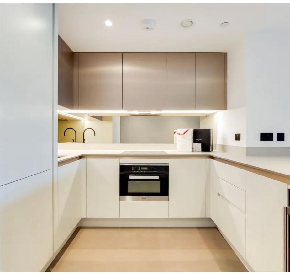Luxury Apartment Riverside Londra Dış mekan fotoğraf